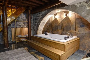 Premium Room | Bathroom