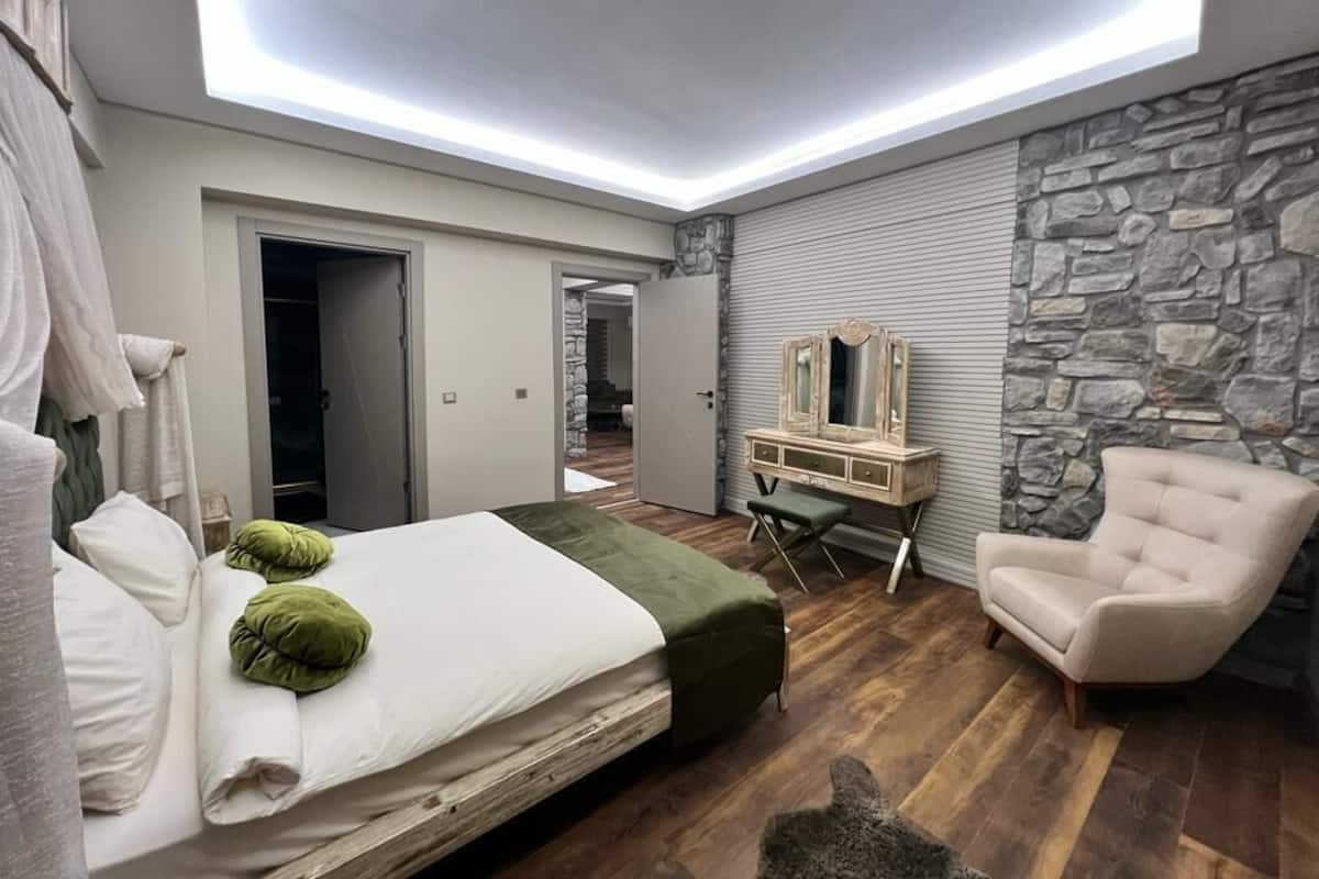 Exclusive Villa | 2 bedrooms, premium bedding, in-room safe, individually furnished