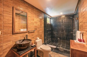 Dusche, Handtücher, Seife, Shampoo