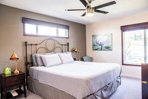 3 bedrooms, desk, iron/ironing board, free WiFi