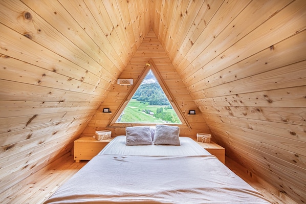 Family Chalet, 2 Bedrooms, Balcony, Mountainside (House Of Nature With Sauna And Tents)