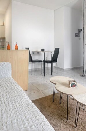 1 Schlafzimmer, Bügeleisen/Bügelbrett, kostenloses WLAN, Bettwäsche