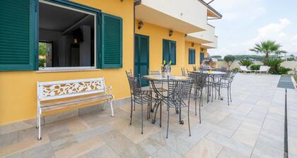 Villa with Pool in Paestum