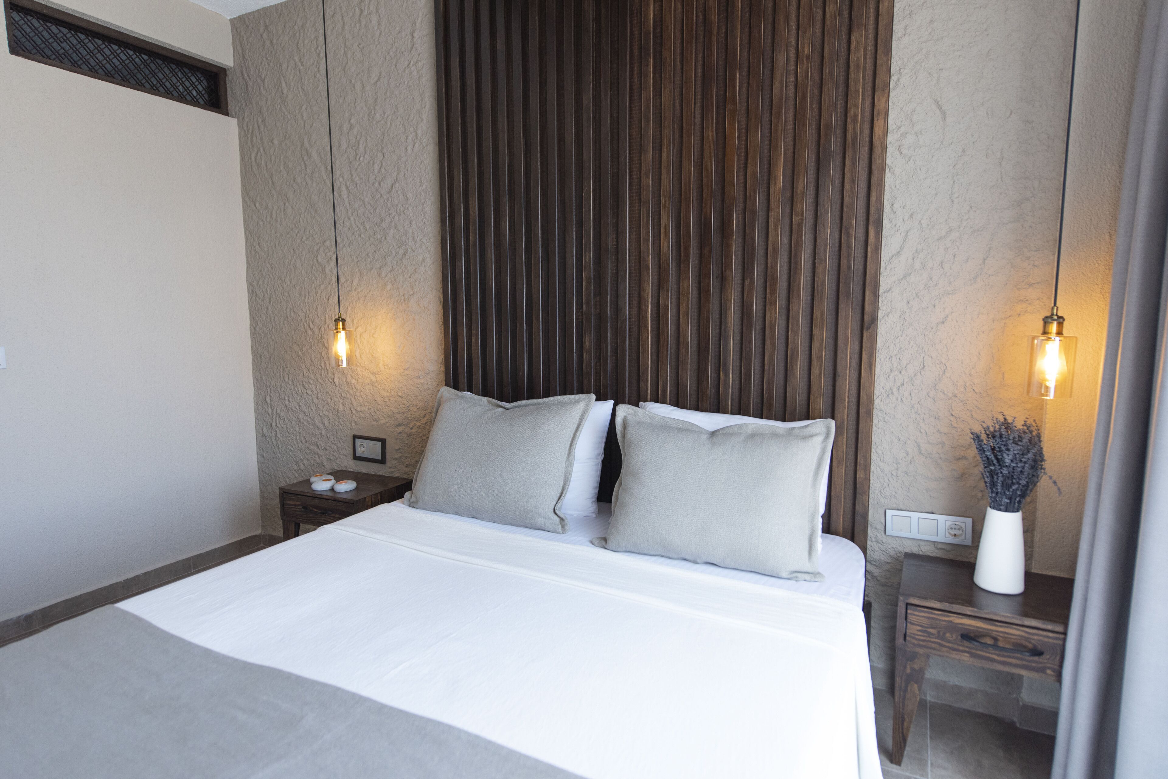 standard room | in-room safe, free wifi, bed sheets