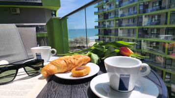 SENATOR 3 ALEZZI BEACH | Terrace/patio