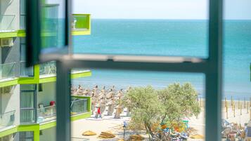 OVERSEA DREAM ALEZZI BEACH | Living area