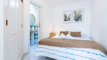 2 Schlafzimmer, Bügeleisen/Bügelbrett, kostenloses WLAN, Bettwäsche