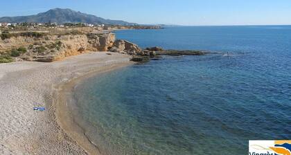 Villa Monbijou avec piscine privée, Wi-Fi et proche de la plage