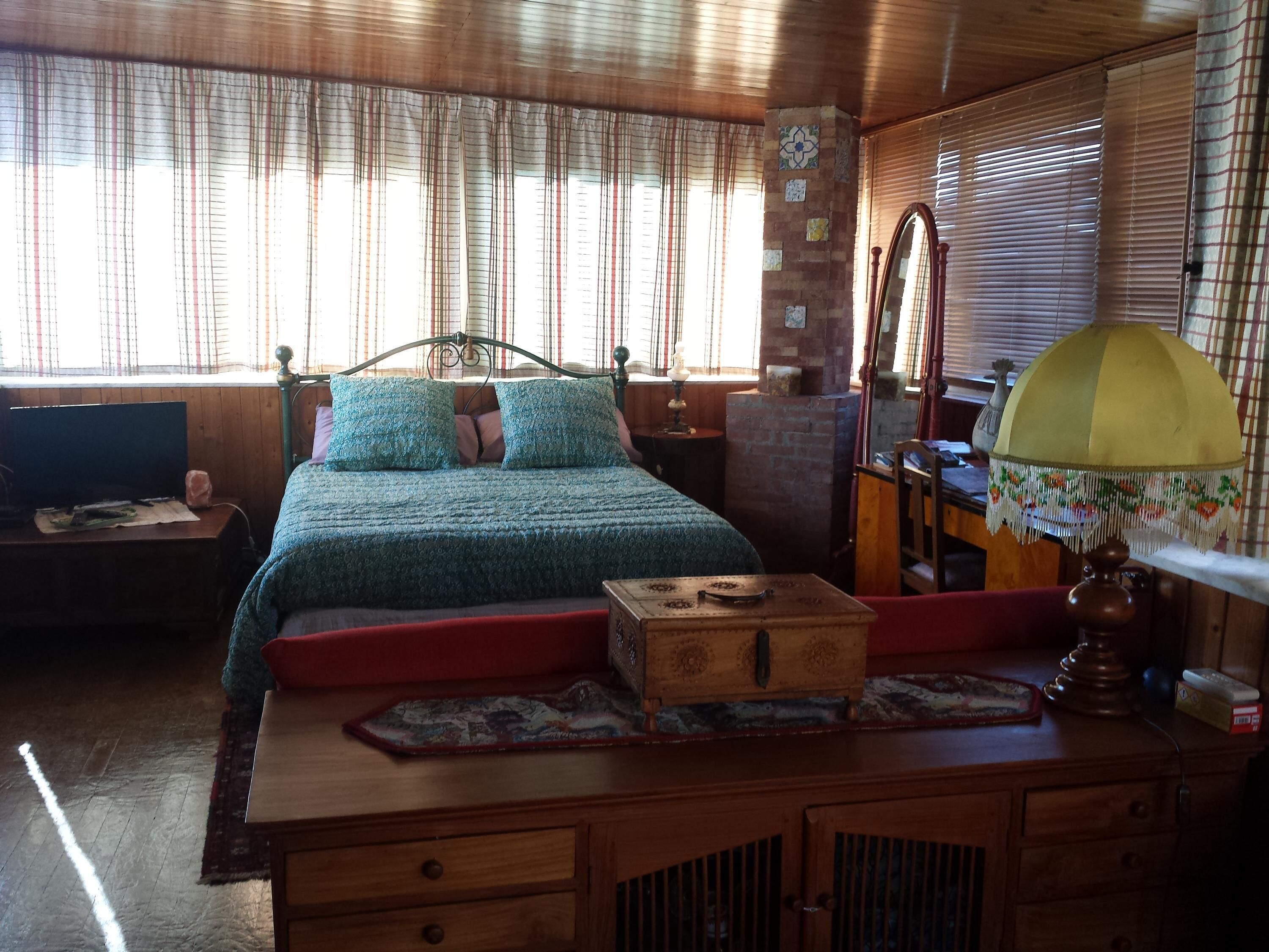 Studio Apartment Casa Lunastella with Sea View, Terrace, Garden & Wi-Fi