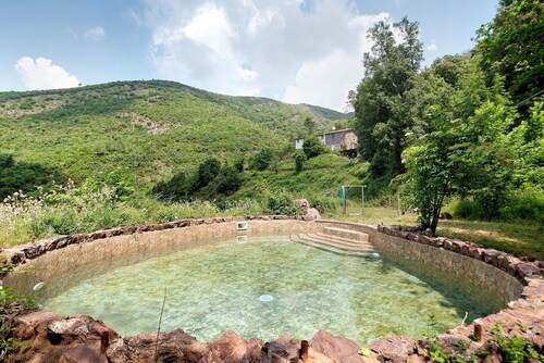 Holiday Home 'Chalet Nel Bosco' with Sea View, Shared Pool and Wi-Fi