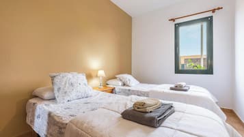 2 Schlafzimmer, Bügeleisen/Bügelbrett, kostenloses WLAN, Bettwäsche