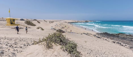 Vlak bij het strand