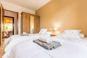 2 Schlafzimmer, Bügeleisen/Bügelbrett, kostenloses WLAN, Bettwäsche