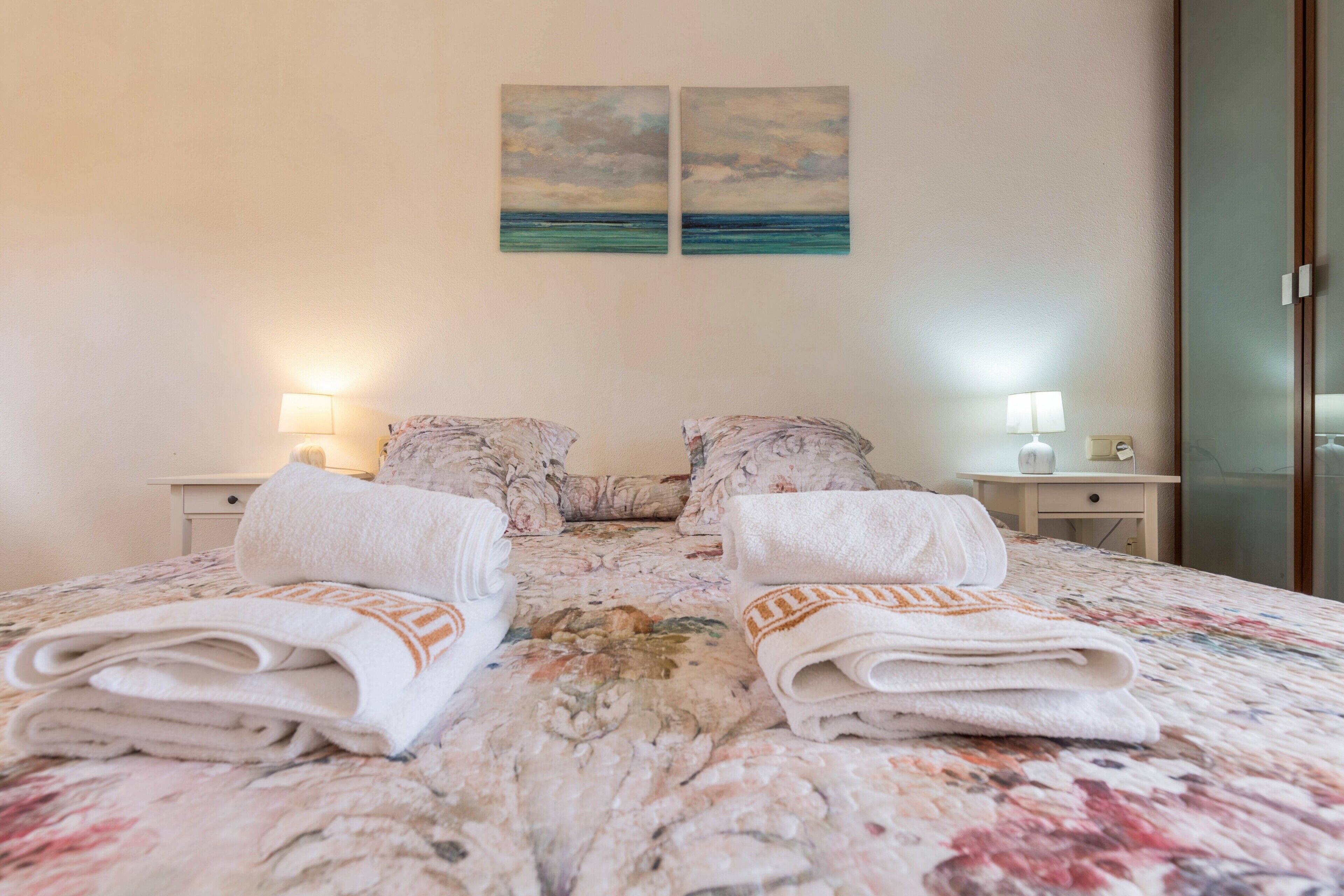 2 camere, ferro/asse da stiro, Wi-Fi gratuito, lenzuola