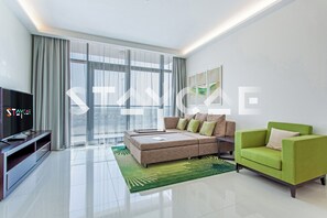Junior Apartment | Minibar, in-room safe, desk, soundproofing - Staycae Celestia (Dubai)
