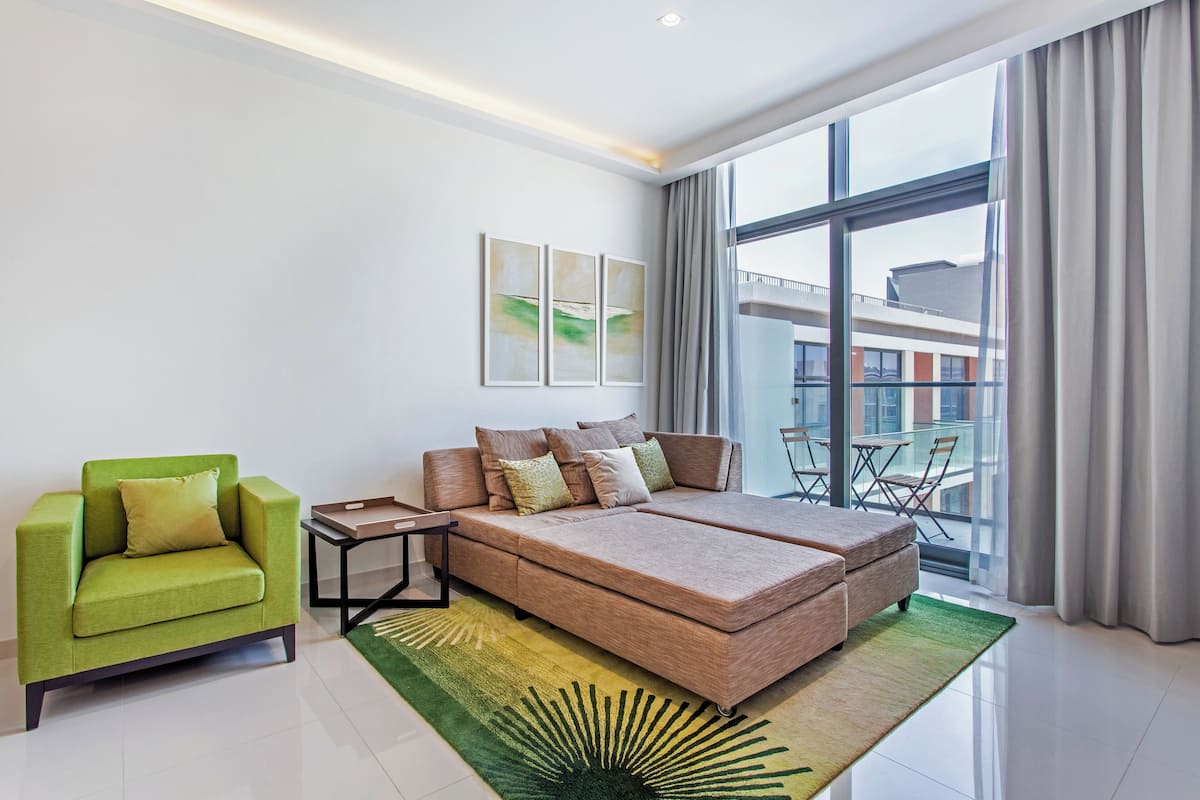 Apartemen Keluarga, Bebas Asap Rokok, pemandangan kota | Area keluarga | Televisi LED 43-inci dengan saluran TV kabel