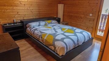 3 chambres, fer et planche Ă repasser, Wi-Fi gratuit, draps fournis