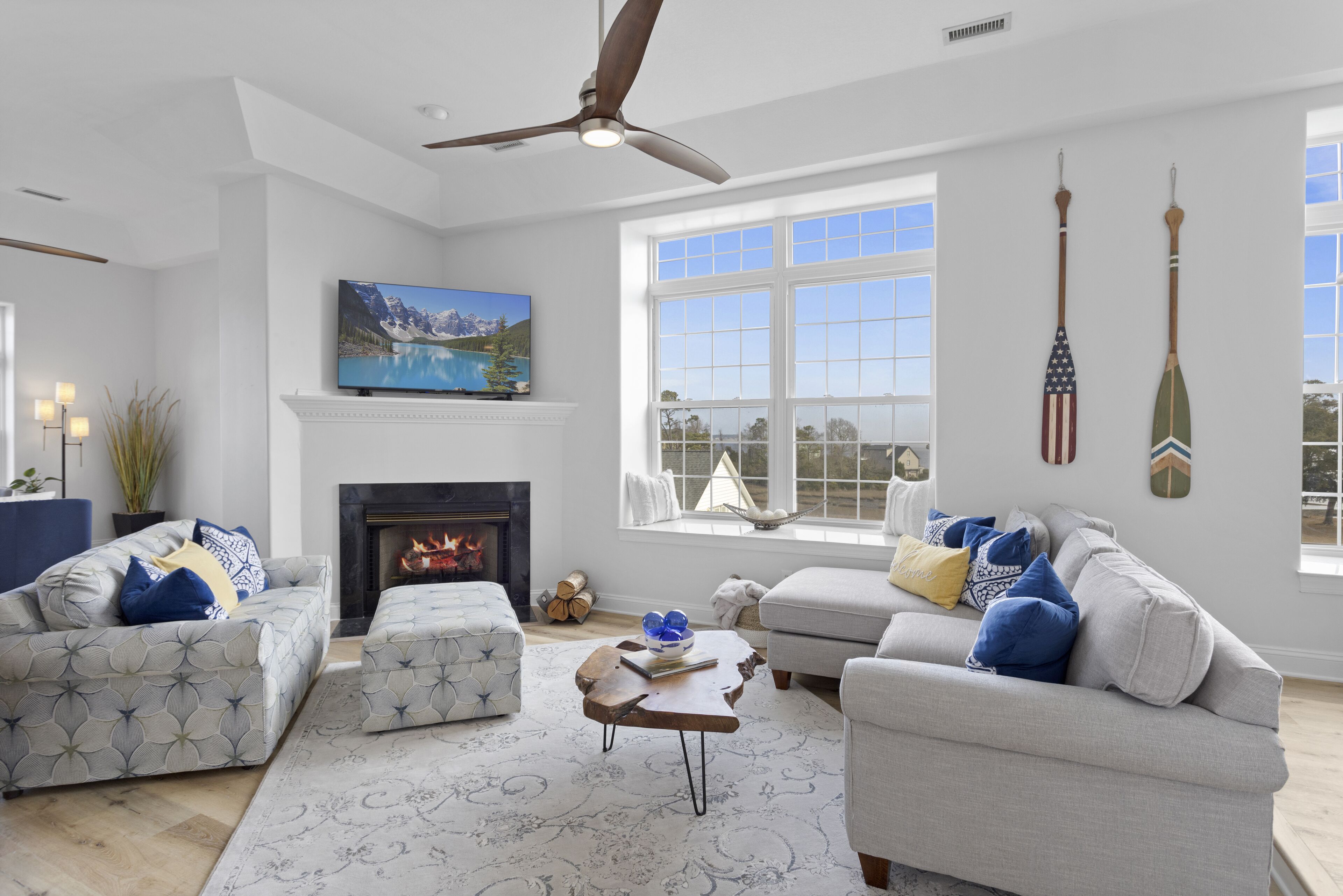 Luxury Stay- Downtown Swansboro with River Views!