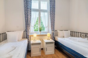 2 bedrooms, WiFi, bed sheets