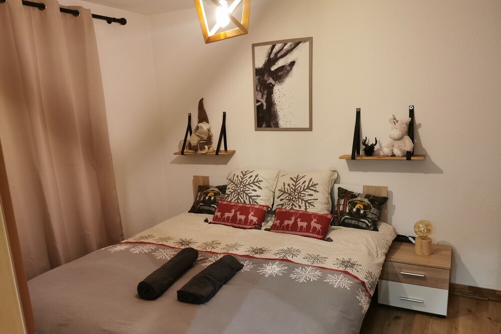 Charming 2.5 rooms★160x200 beds★Balcony★calm