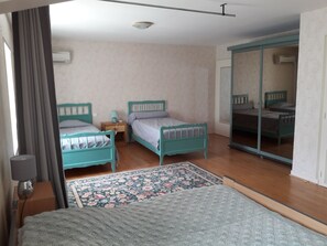 2 bedrooms, desk, iron/ironing board, travel crib