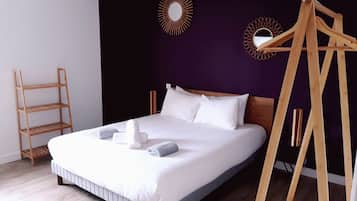 2 bedrooms, blackout curtains, iron/ironing board, free WiFi