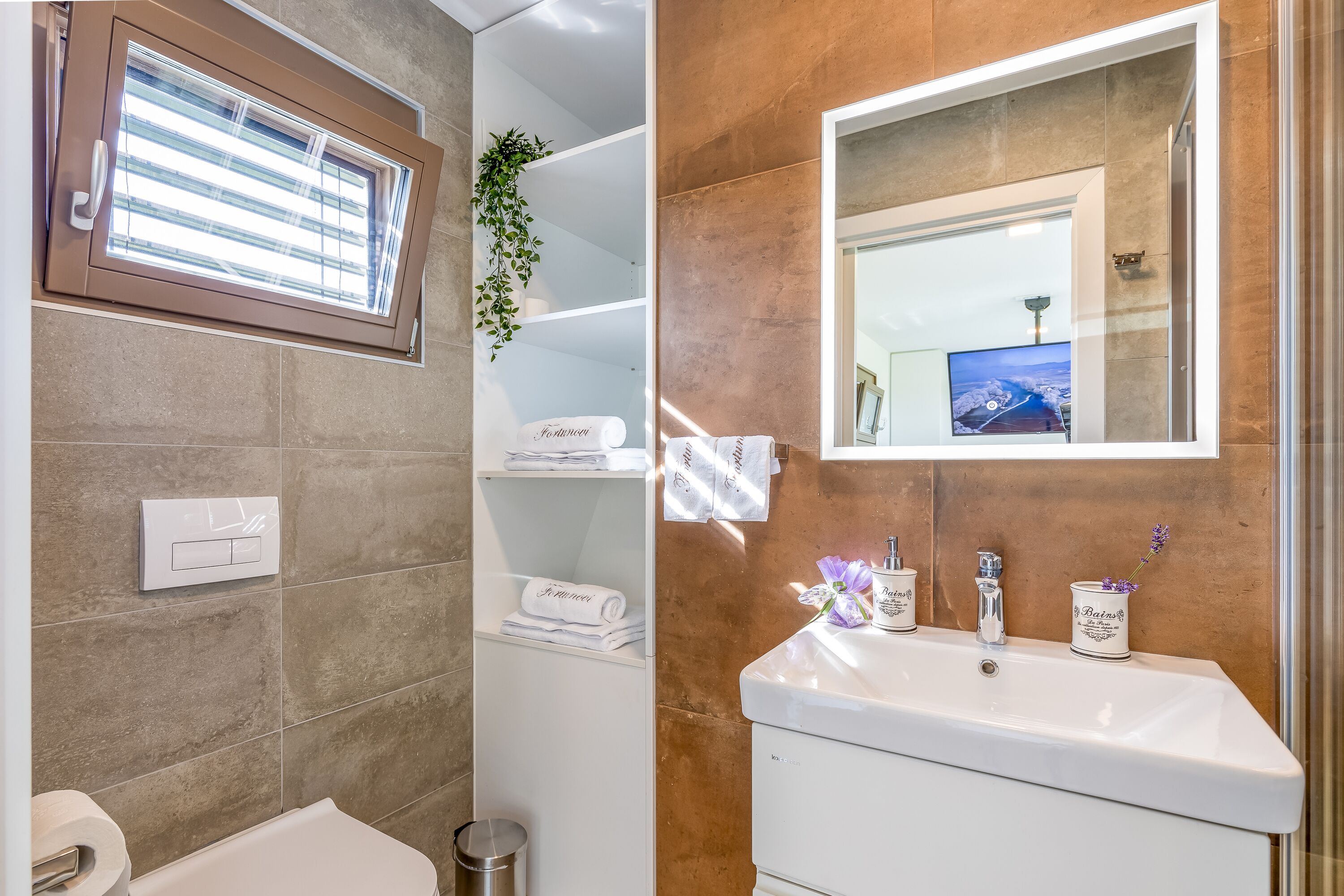 Riverside Suite Mare Private Beach