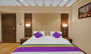 Premium Double Room | Desk, iron/ironing board - Treebo Premium Median Inn (Nagpur)