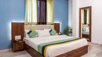 Quarto premium | Escrivaninha, ferros/tábuas de passar roupa