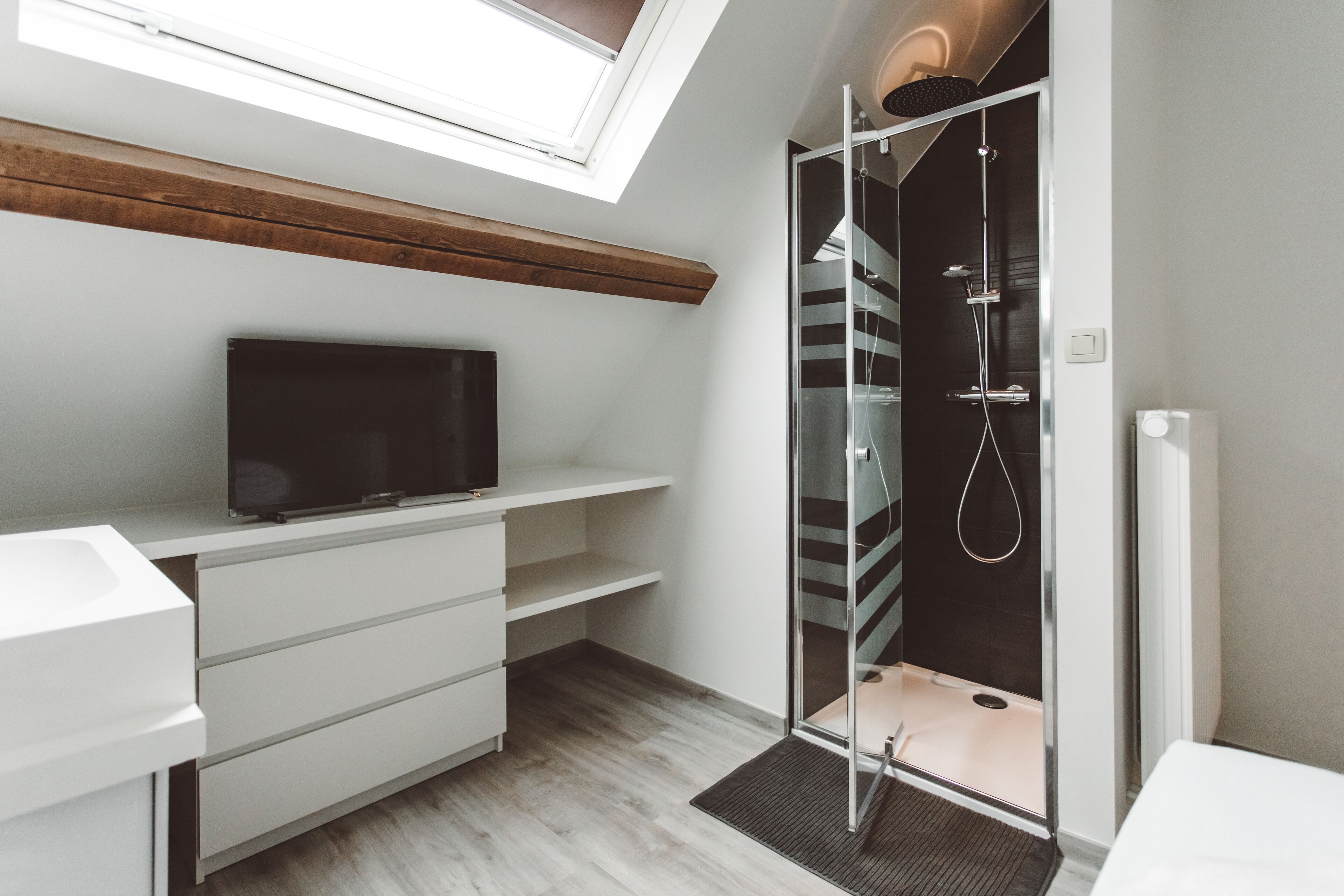 302. Charming renovated luxury studio. 302. City Center Aparthotel