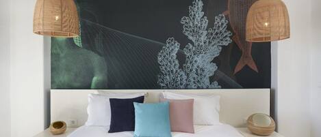 1 Schlafzimmer, Zimmersafe, Schreibtisch, Bügeleisen/Bügelbrett