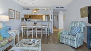 Apartment, 3 Schlafzimmer | Wohnbereich