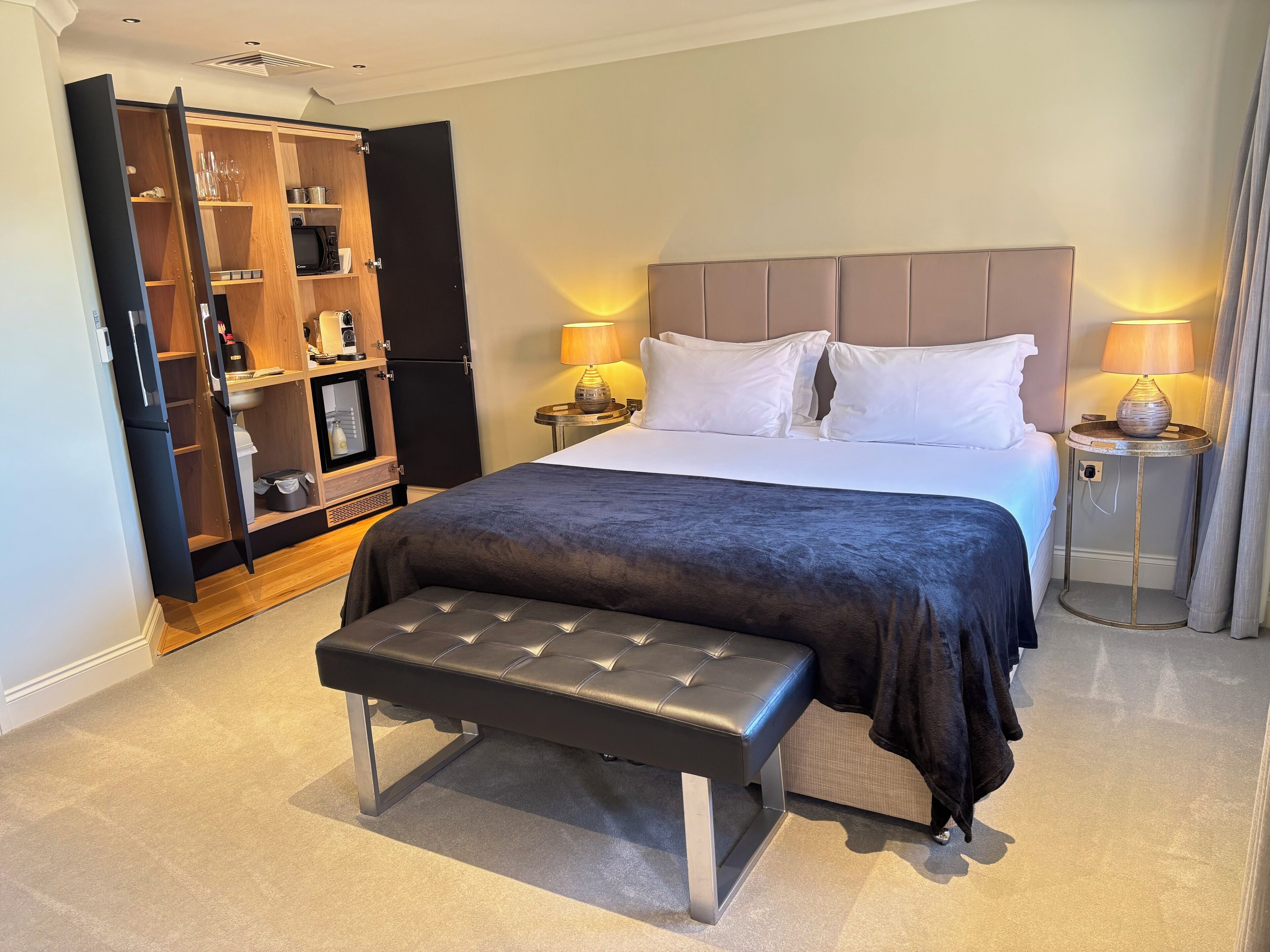 Luxury Double Room | Premium bedding, in-room safe, desk, laptop workspace