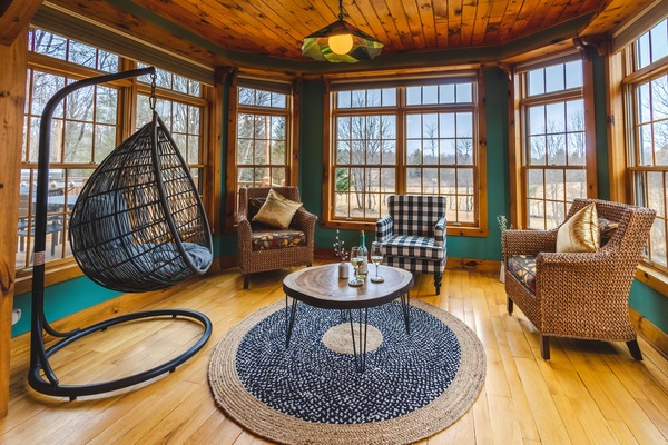 TV connectée, cheminée, chaßne hi-fi, écrans d'ordinateur