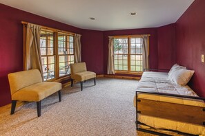 Interior - Adirondacks Getaway - Hiking Trails - Sauna - 5-Min from Lake - Pet-Friendly (Broadalbin)