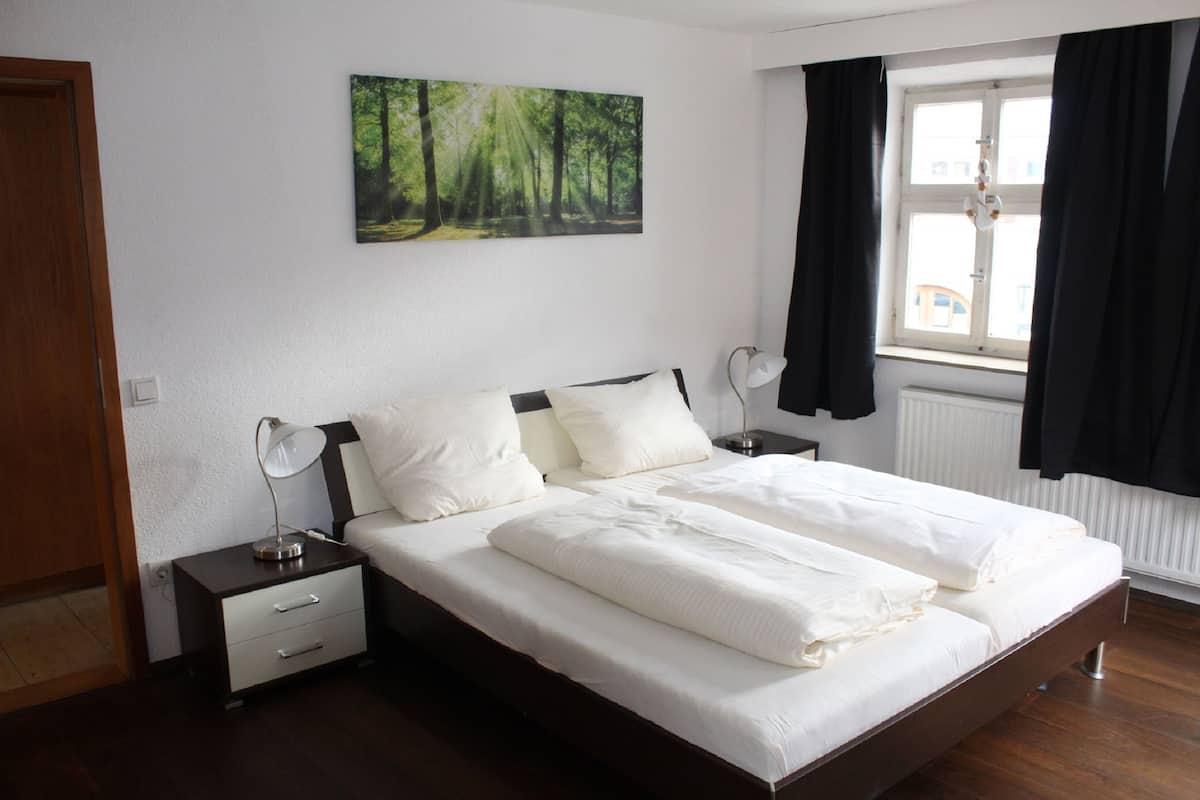 Doppelzimmer | Kostenloses WLAN, Bettwäsche