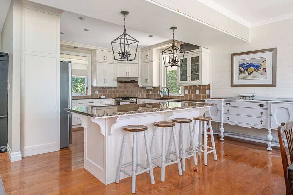 County Lakehouse - The Perfect Spot in PEC