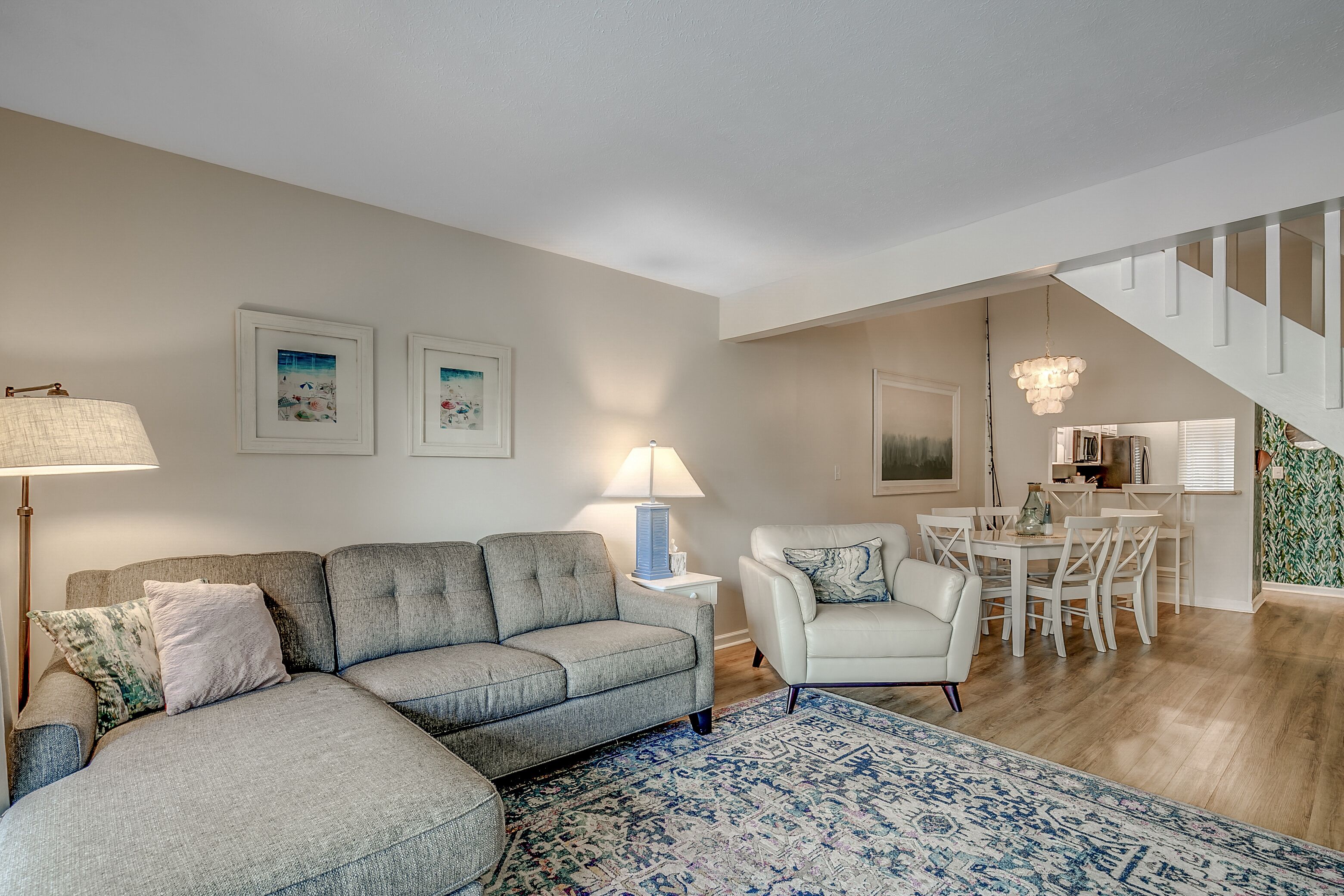 Large Family Friendly Condo - Steps to the Beach! Close to Attractions!