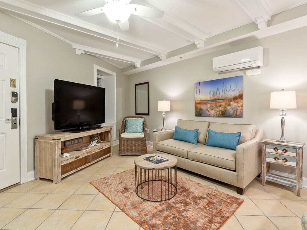 Beachside Colony🏖️Oceanfront Resort Great Price!😎@Colony Suites Going Fast 2/2