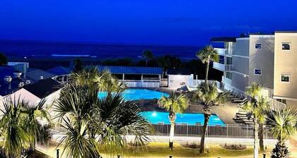 •Beachside Colony• Oceanfront Resort Great Price! @Colony Suites Going Fast 2/2