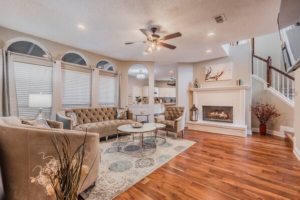 House, 5 Bedrooms | Living room | Smart TV - 5 Bedroom Spacious Getaway, 2 Game Rooms, Hot Tub by Redawning (Allen)