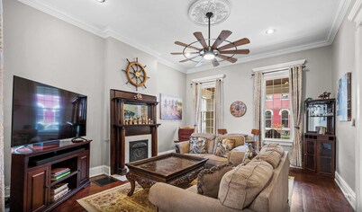 Game Room, Back Yard, Close to Stadiums & Downtown