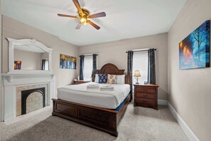 3 bedrooms, desk, iron/ironing board, WiFi