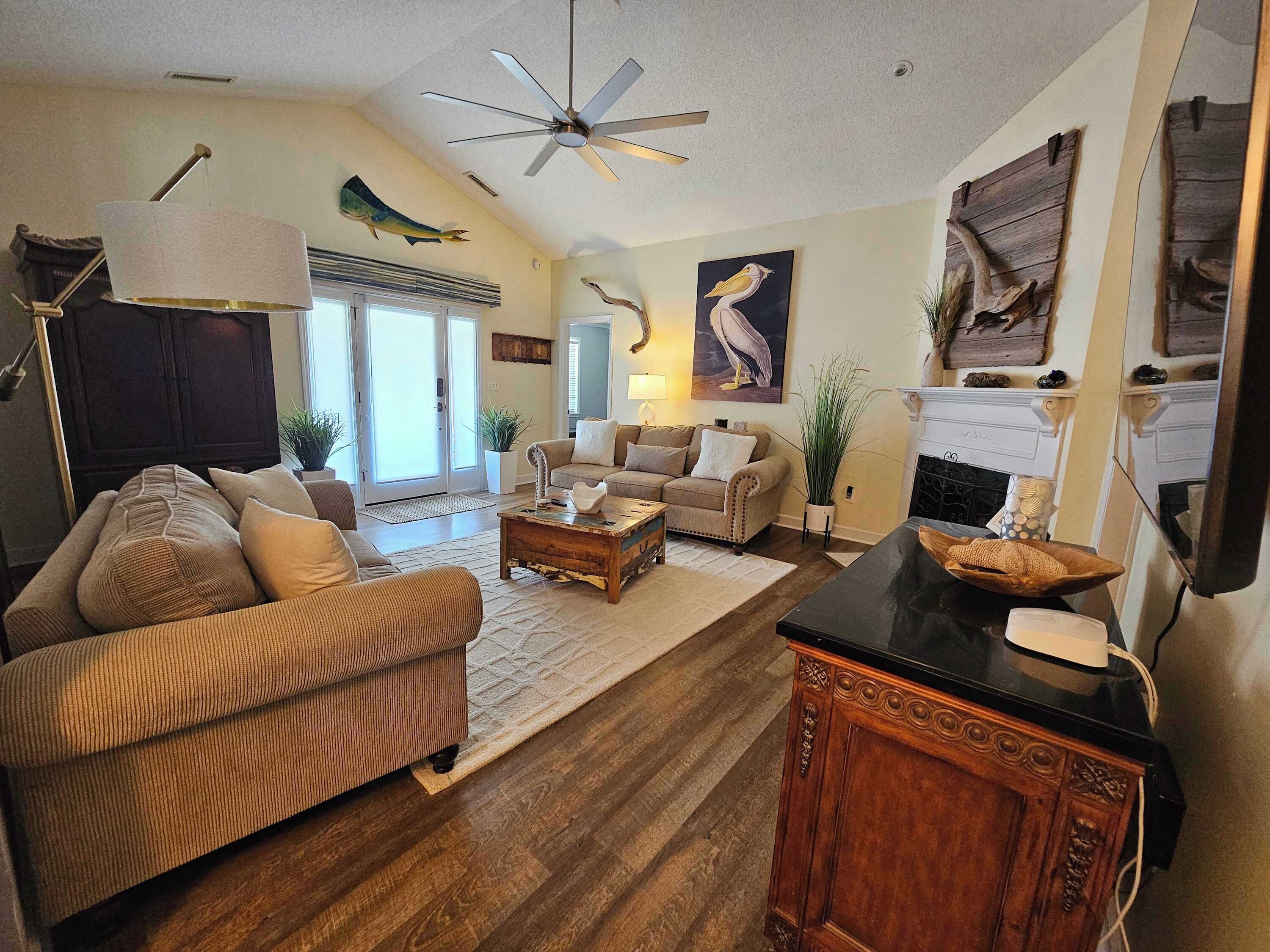 TV, DVD player, offices