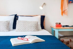 2 habitaciones, tabla de planchar con plancha, cuna de viaje y wifi 
