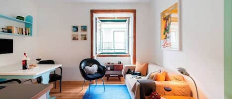 TV, books