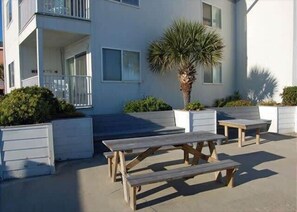 Outdoor dining - Ocean View Villas A1 - First Floor Ocean Front (North Myrtle Beach)