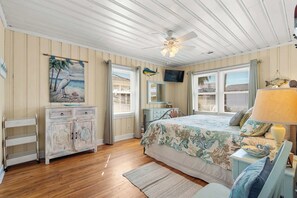 4 soverom, strykejern/-brett, wi-fi og sengetøy