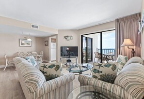 TV, DVD player, offices - Shalimar- Ocean Front Condo! (North Myrtle Beach)