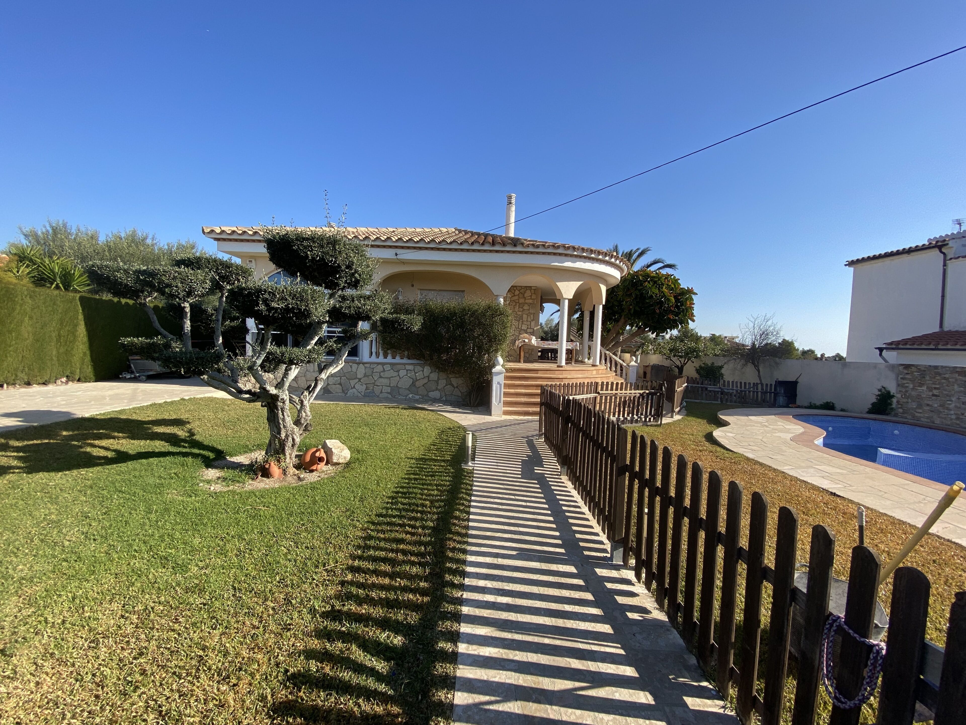 Villa Susana, with private pool near the beach